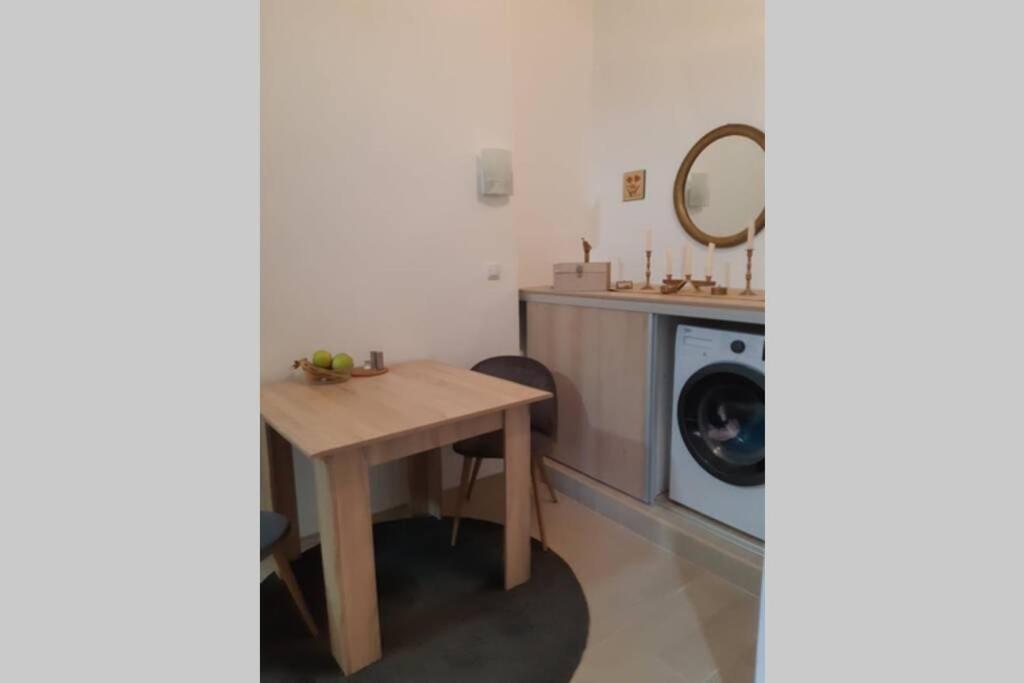 Tiny House Apartment Belgrád Kültér fotó